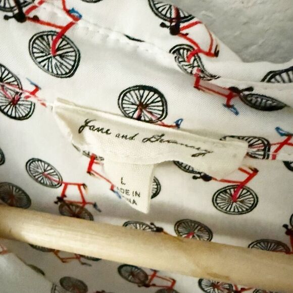 JANE & DELANCEY x ANTHROPOLOGIE | Lightweight Bicycle Button Blouse | Large - Picture 4 of 9